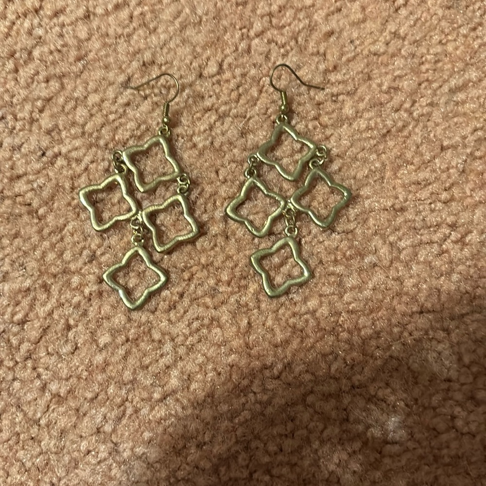 Gold earrings